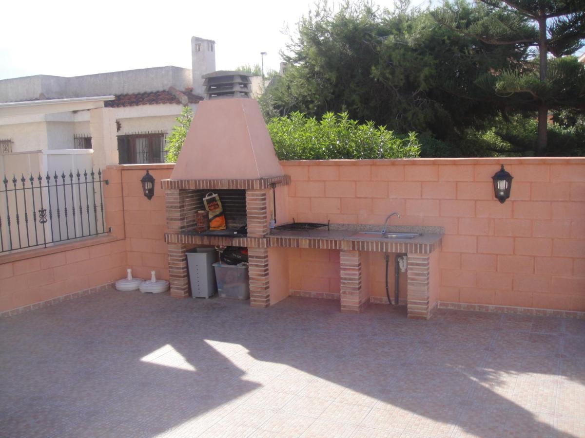 Chalet Muy Cerca De La Playa Con Piscina Privada Dehesa de Campoamor  ภายนอก รูปภาพ