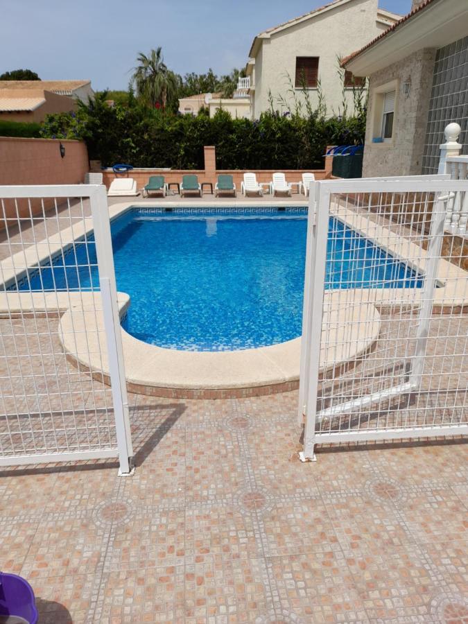 Chalet Muy Cerca De La Playa Con Piscina Privada Dehesa de Campoamor  ภายนอก รูปภาพ